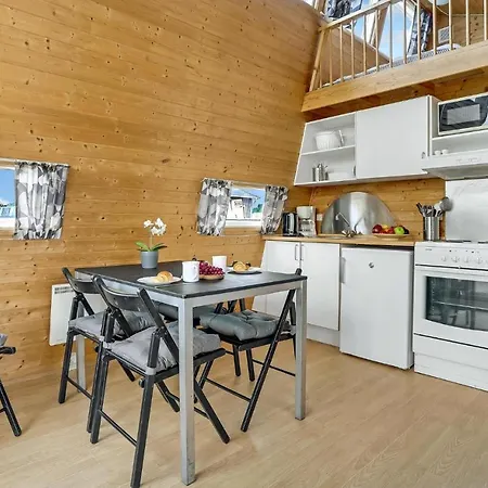 1 Bedroom Amazing In בית נופש קולדינג